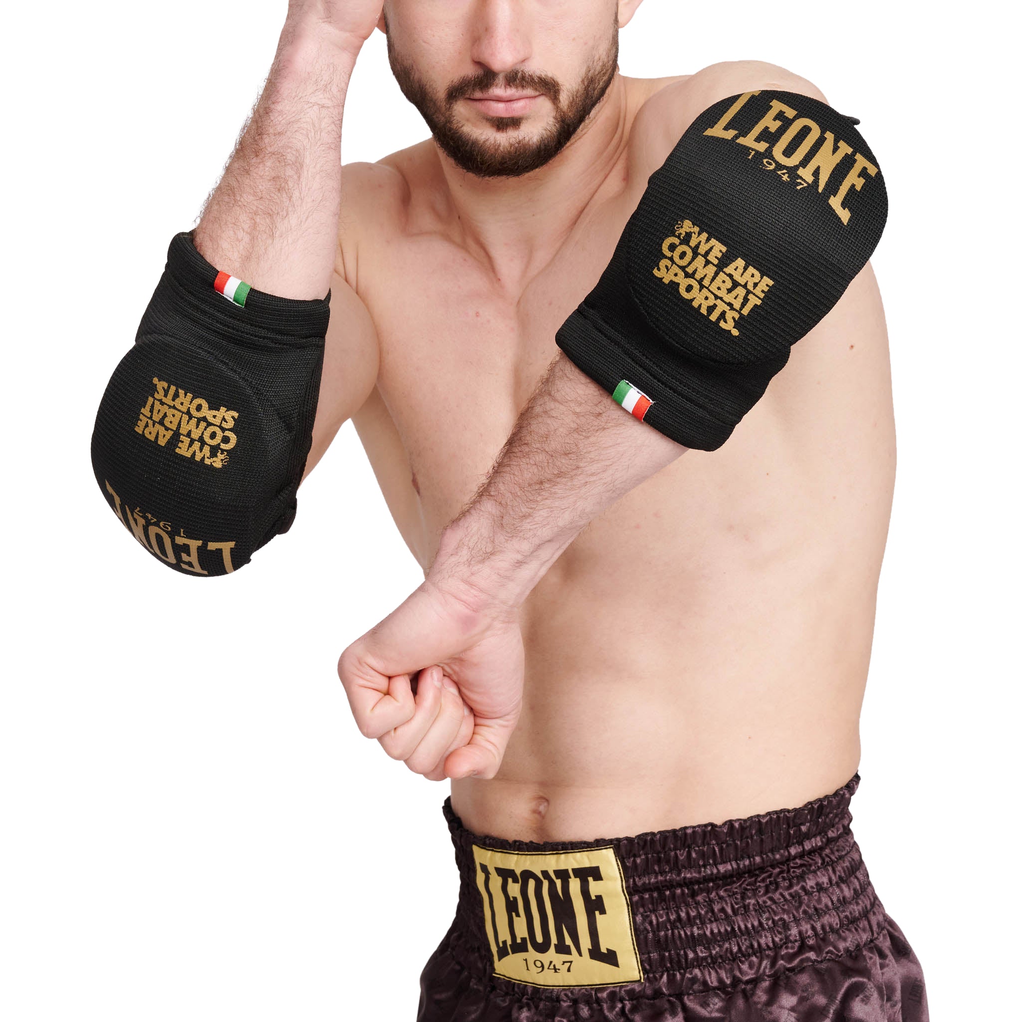 Coderas para Muay Thai Leone Color Negro PR341 DNA
