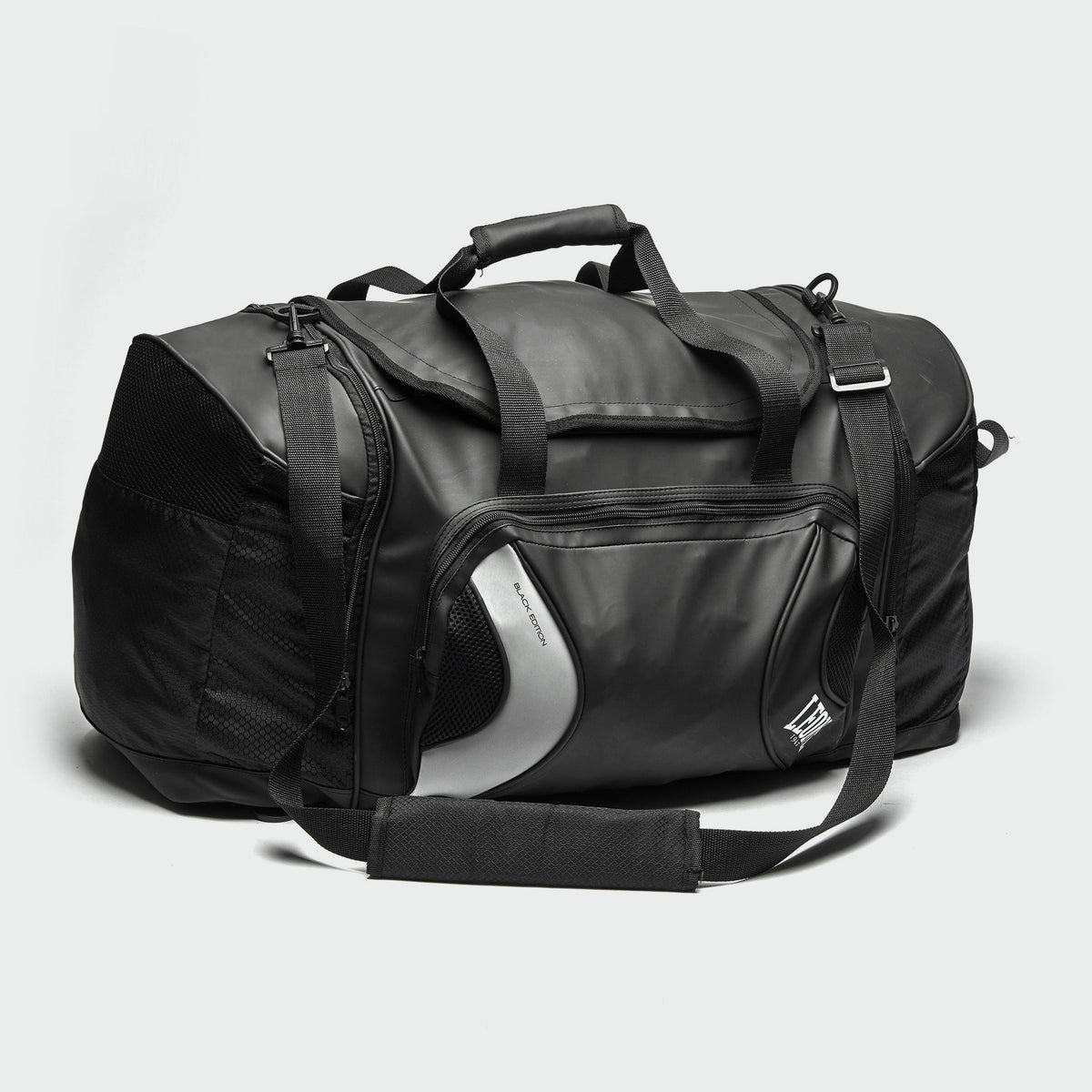 Bolsa y Mochila Deportiva Leone 1947 Black Edition Negra AC941 para Entrenamiento