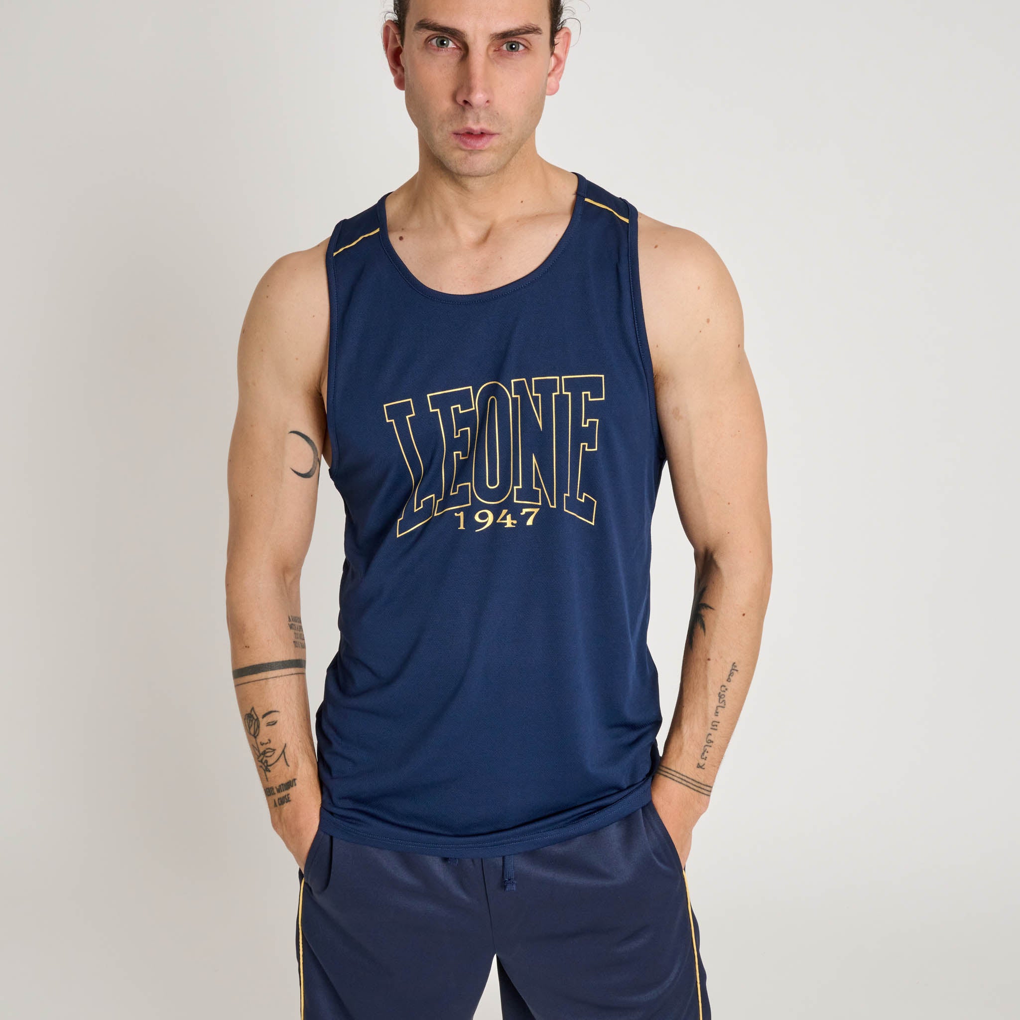 Camiseta Deportiva Leone 1947 DNA Azul Sin Mangas para BOXEO, entrenamiento y fitness